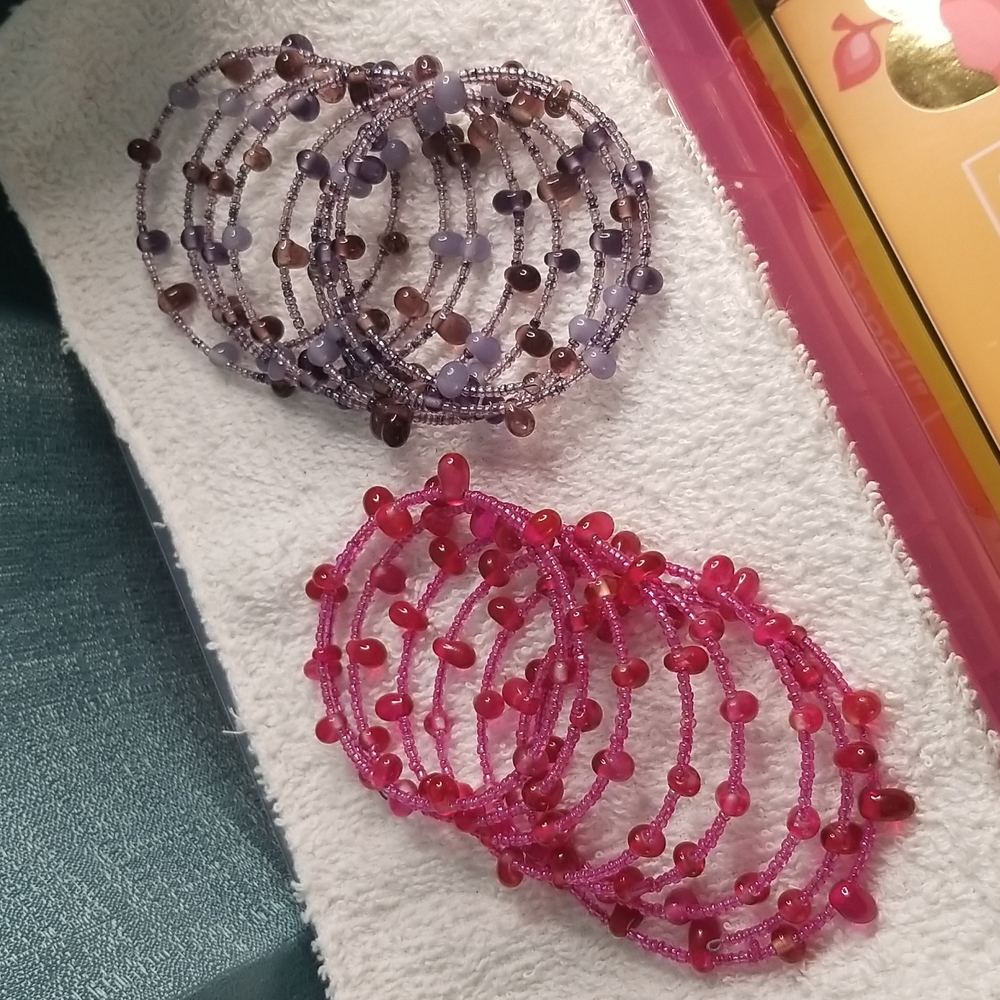 2 beaded costume jewelry bracelets